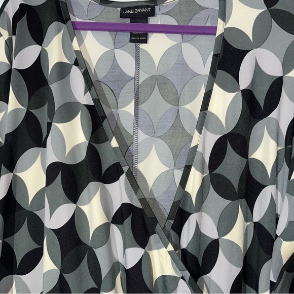 ❤️2/$15 or 3/$21❤️ Lane Bryant Wrap-Around Dress, Size 22/24 - Picture 4 of 11